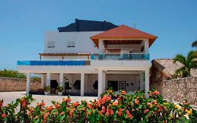 Hotel Capriccio Mare y Restaurante